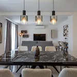 Apartman Luxurious New With Pool