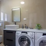 Luxurious New With Pool