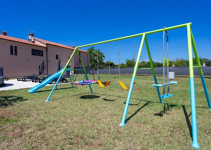 Appartement Luxurious New With Pool